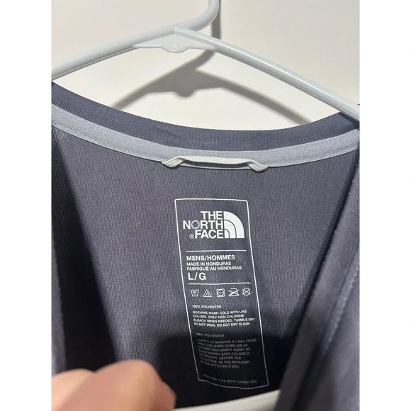 The North Face Men Size L Gray Short Sleeve Polyester Shirt - Picture 3 of 4